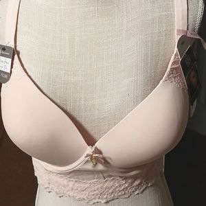 NEW Daisy Fuentes Sexy Full Figure Comfort Bra